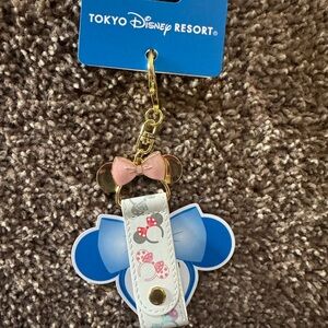 Tokyo Disney Gold Minnie Mouse Ear Holder